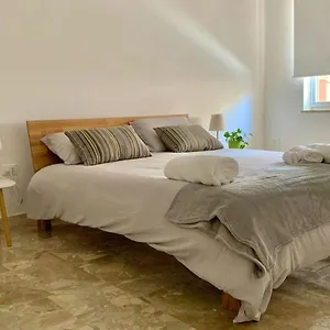 https://donnacaterina-affittacamere.sicilyhotelsitaly.net